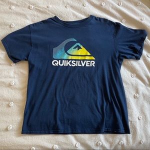 boy’s blue quicksilver t-shirt